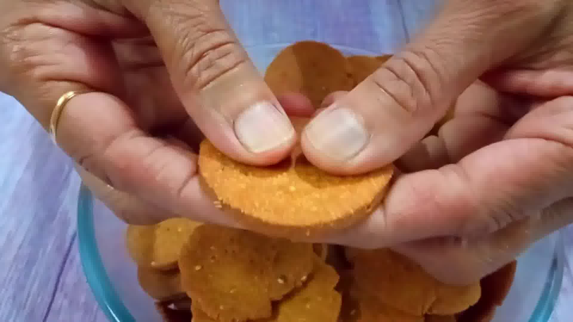 Image of Jaggery Wheat Flour Mathri