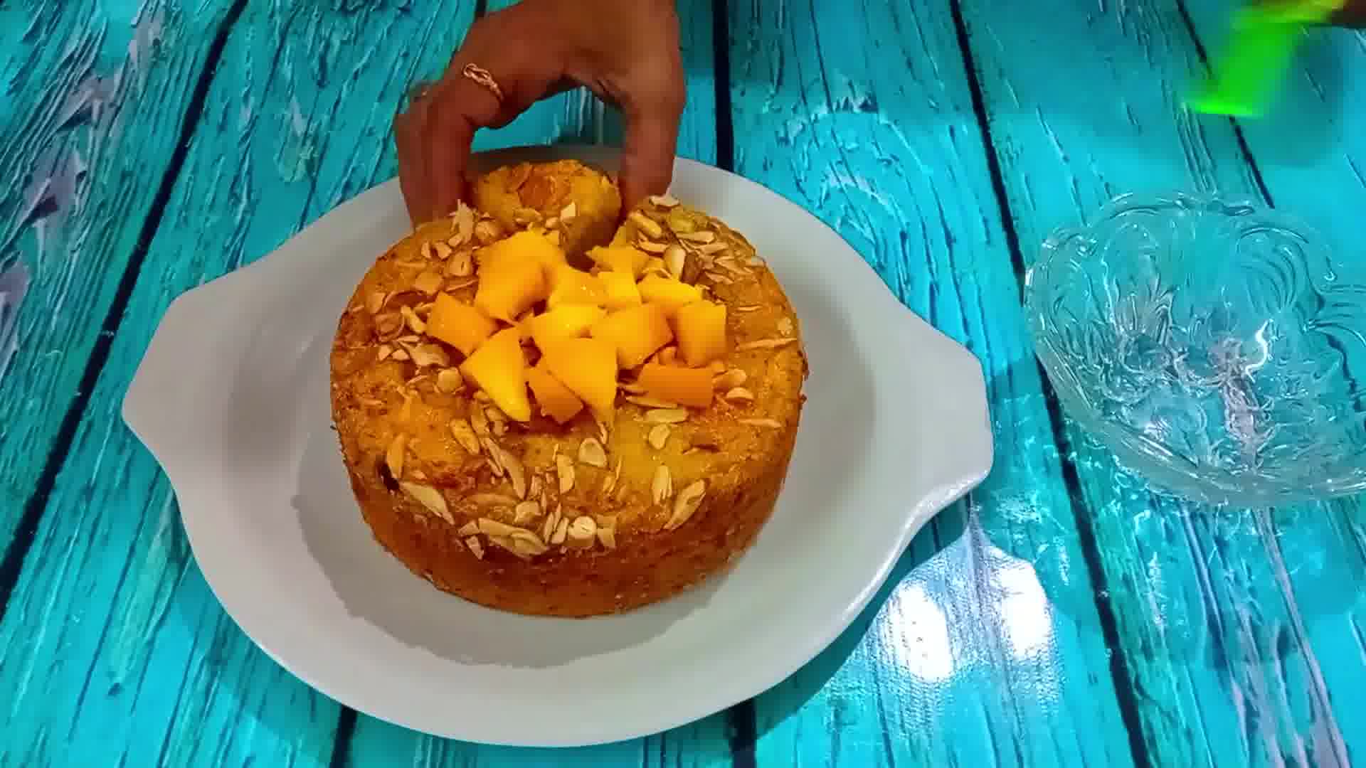 Image of Mango Semolina Cake