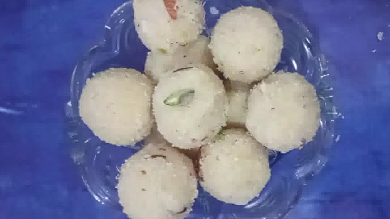 Image of Semolina Milk Cream Laddu